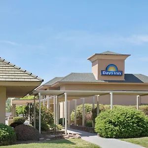 2* Motel Days By Wyndham Charlotte/woodlawn Near Carowinds
